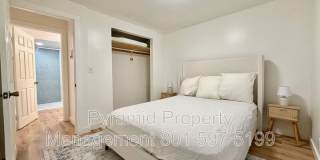 8758 S Oakwood Park Circle Gallery 10