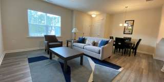 Room in 3 Bedroom Townhome at Talley St Gallery 14