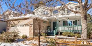 Beautiful Home with Fenced Back Yard and Cozy Fireplace Gallery 1