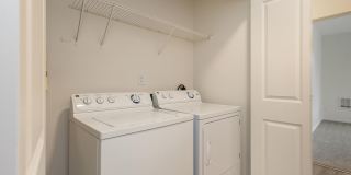 Creekside Apartments Gallery 24