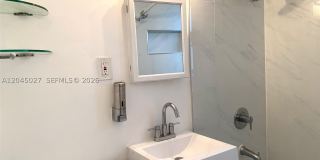 2131 Arthur St Gallery 27