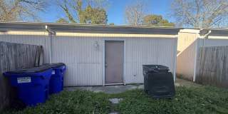 Updated 3BR Home with 2-Car Garage in Prime Norfolk Location Gallery 3