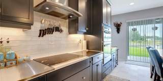 6Bds/7 Bths Massive Estate home overlooking a pond in an amenity-rich community Gallery 21
