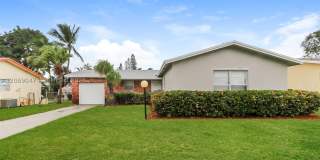 9749 Sandalfoot Blvd Gallery 1