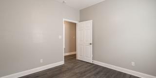 Charming 4 Bedroom For Rent. Gallery 26