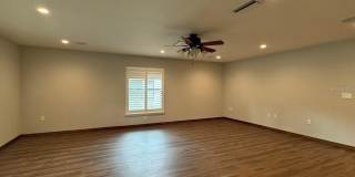 5033 VIVIENDA WAY Gallery 24