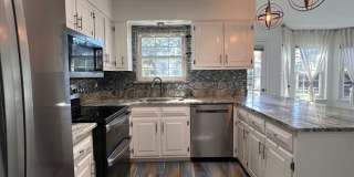 Newly Renovated 3 bedroom home in the heart of Miramar Beach! Gallery 1