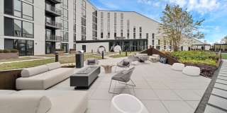 Triangle Square Gallery 14