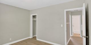 437 Carver Lane Gallery 11