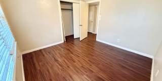 3-bed/2-bath with two living spaces! Gallery 19