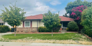 Gorgeous 3 bed/1.5 bath home in Hollywood Park Gorgeous 3 bed/1.5 bath home in Hollywood Park Gallery 1