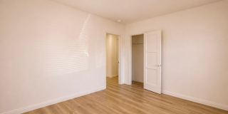 4723 Arlington Avenue Gallery 26