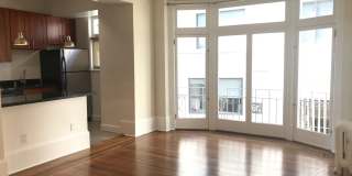 512 Van Ness Avenue Gallery 1
