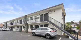 Echo Lake Apartments Gallery 17