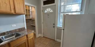 2204 N Avers Ave Gallery 9