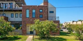 217 N Houston Avenue Gallery 1