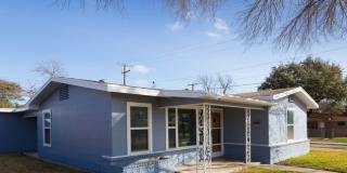 303 Schmeltzer Ln Gallery 1