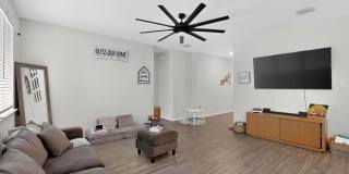 423 Pepperbark Avenue Gallery 10