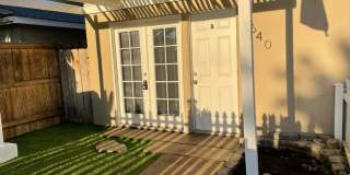 3 BD 1 BA- 1/2 duplex 6 Blocks From Beach Fenced Front & Backyard Gallery 1