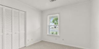 1011 Heritage Lane Gallery 31