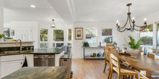 2570 Lillie Avenue Gallery 2