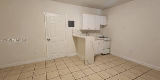 345 NE 80th Ter Gallery 2