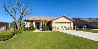 Stunning 5 Bed/2 Bath NW Bakersfield Home Gallery 1