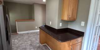 Beautiful and spacious 4Bed/2Bath Rambler in Rockville! Gallery 4