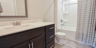 Pet Friendly Four Bedroom! Gallery 14