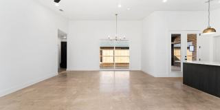 4527 22nd Place Gallery 4