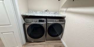 For Rent – Renovated 3 Bedroom Bungalow in Englewood Gallery 19