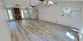 3-Bedroom Home in Blanco Woods with Community Pool + Prime Location Gallery 9