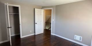 713 S Broadleigh Rd. Gallery 13