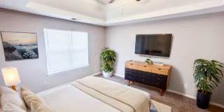 4599 White Road Gallery 12