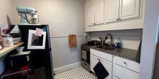 100 Howe Street Gallery 171