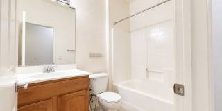 3 Bedroom condo in Lake Elsinore Gallery 19