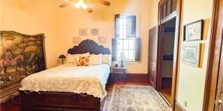 2726 PRYTANIA Street Gallery 8