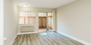 1400 Creekside Apartments CDM Gallery 10