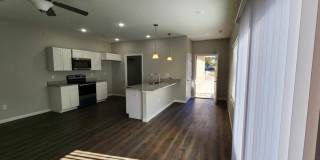 2325 Burns North - 2327 Gallery 2