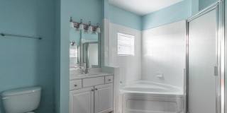 4102 Regency Court Gallery 21