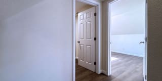 950 Clark Street Gallery 28