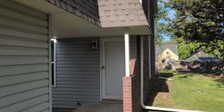 Fully Updated 3 Bedroom 3 Bath Townhouse with 2 Stall Attatched Garage Fully Updated 3 Bedroom 3 Bath Townhouse with 2 Stall Attatched Garage Gallery 3