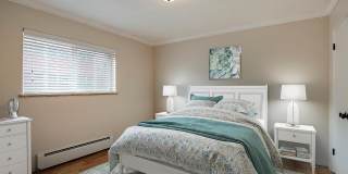 1436 Williams Gallery 4