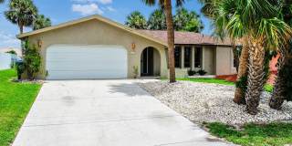 Fully Furnished Gulf Access w/ Boat Lift Gallery 4