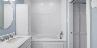 1714 SPRUCE Street Gallery 24
