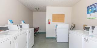 Lakeview Apartments Gallery 24