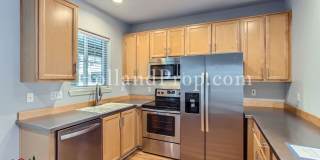Charming 3-Bedroom Home in Prime Hillsboro Location! Gallery 7
