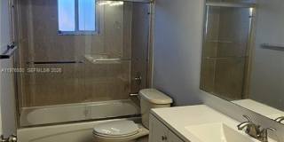 3389 NE 4th St Gallery 21