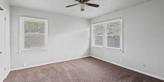 3520 42nd Street Gallery 11