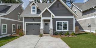 Spacious home with separate office space! Gallery 1